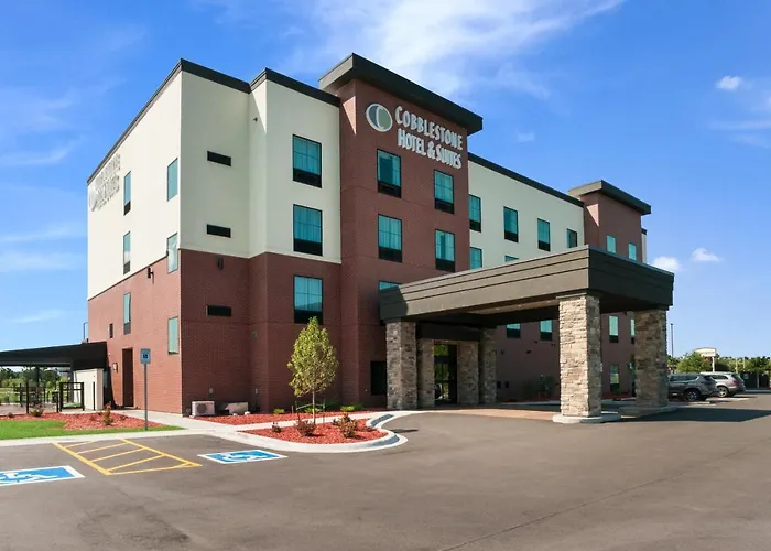 Cobblestone Hotel & Suites Appleton International Airport