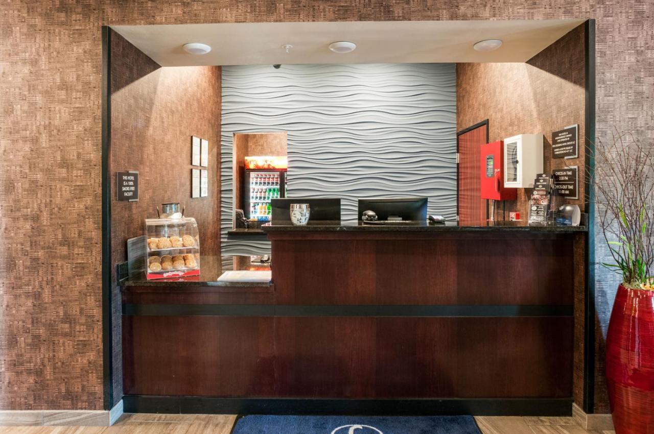 Hotel Cobblestone & Appleton International Airport Neenah